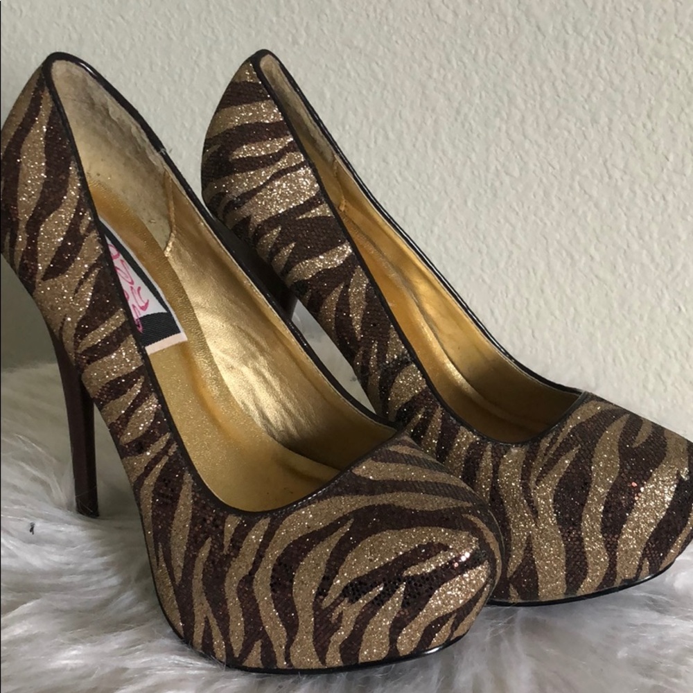 Easy Pickins Brown Zebra Heel
